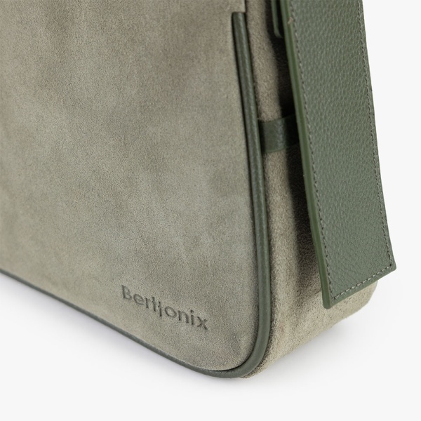 BERTTONIX LEATHER BAG 697-580