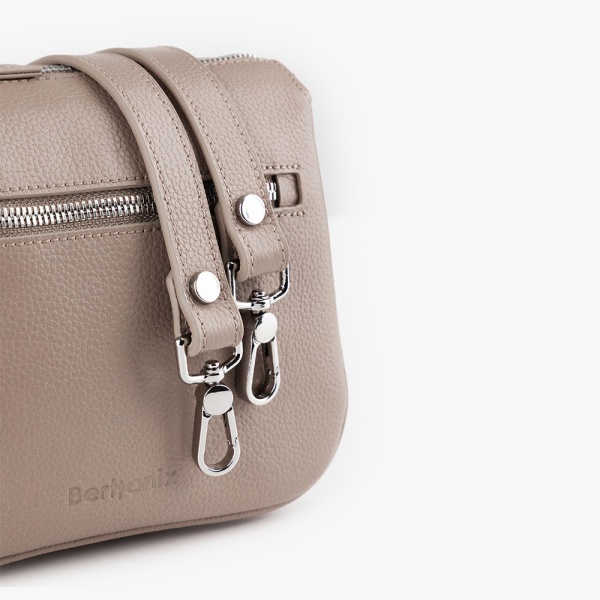 BERTTONIX LEATHER BAG 697-582
